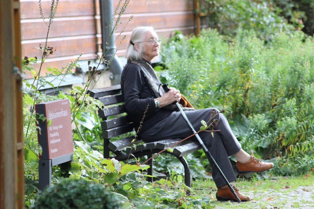 Solo el 6% de las personas mayores de 65 años reconoce la relación entre la pérdida auditiva y la demencia